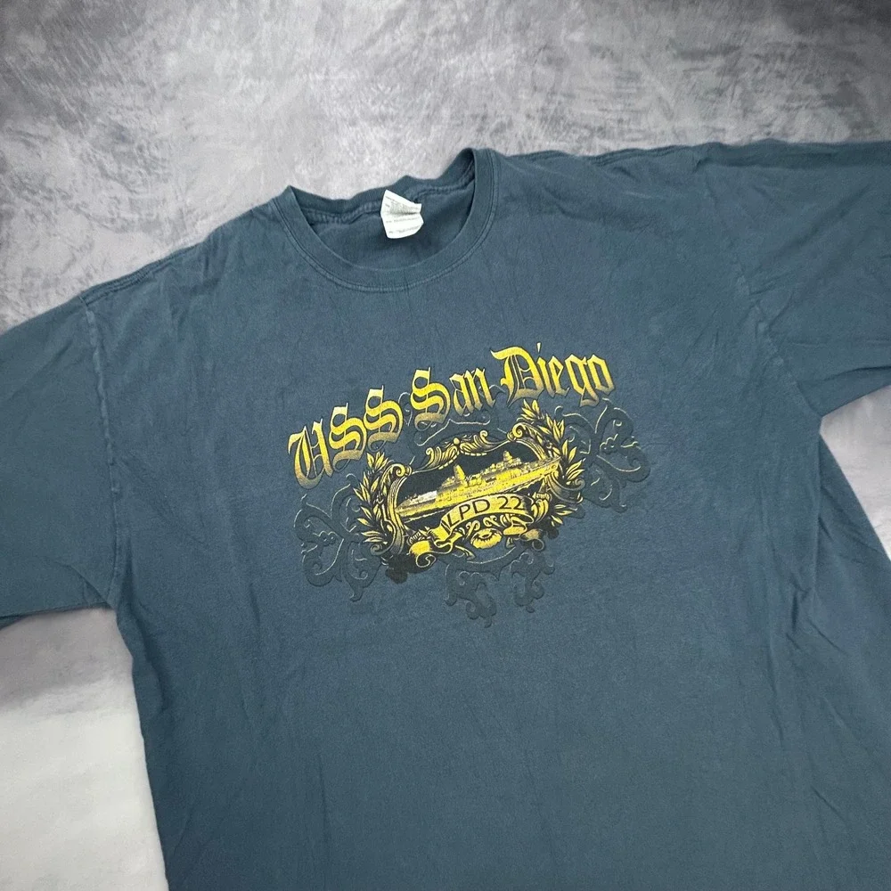 Vintage USS San Diego LPD 22 Graphic T-Shirt XL Navy Blue Y2K Gildan Boxy Fit